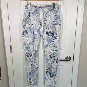 Made in Italy white and blue leaf print drawstring waist stretchy pants size S/M